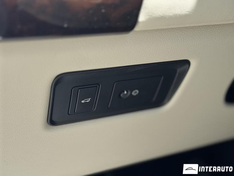 2020 Land Rover Range Rover Vogue — Miniatură 7
