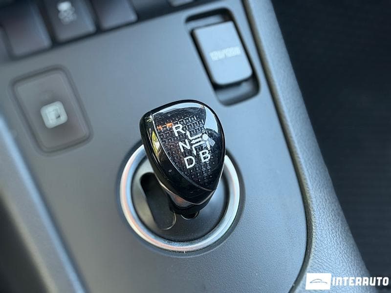 Toyota Auris 2018 — Миниатюра 12
