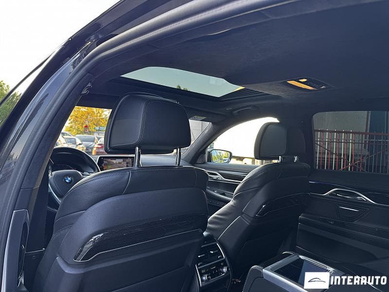BMW 730 2019 — Миниатюра 9