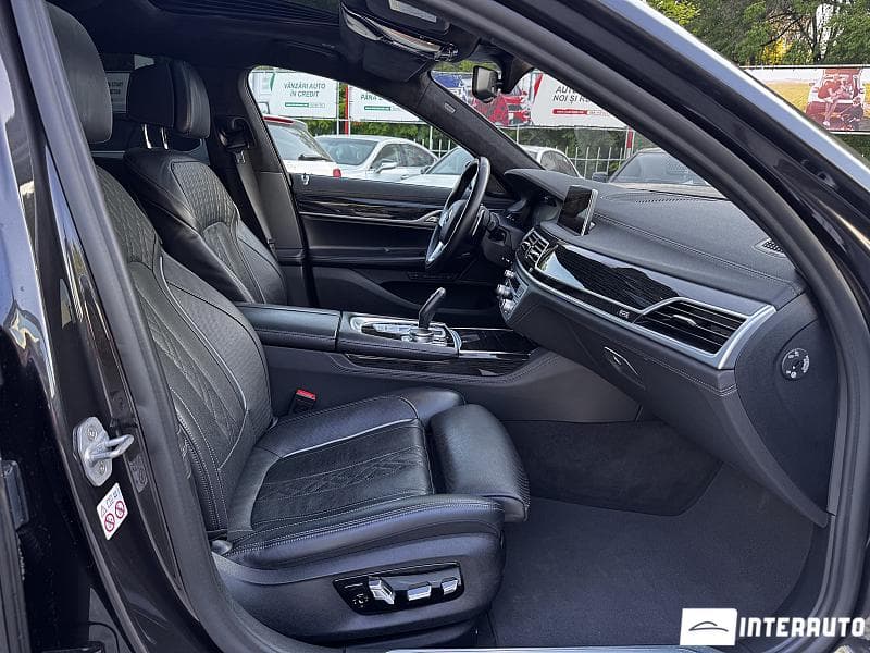 BMW 730 2019 — Миниатюра 6