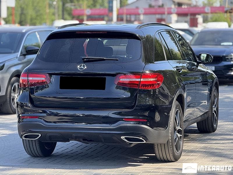 2016 Mercedes GLC 250d — Miniatură 4