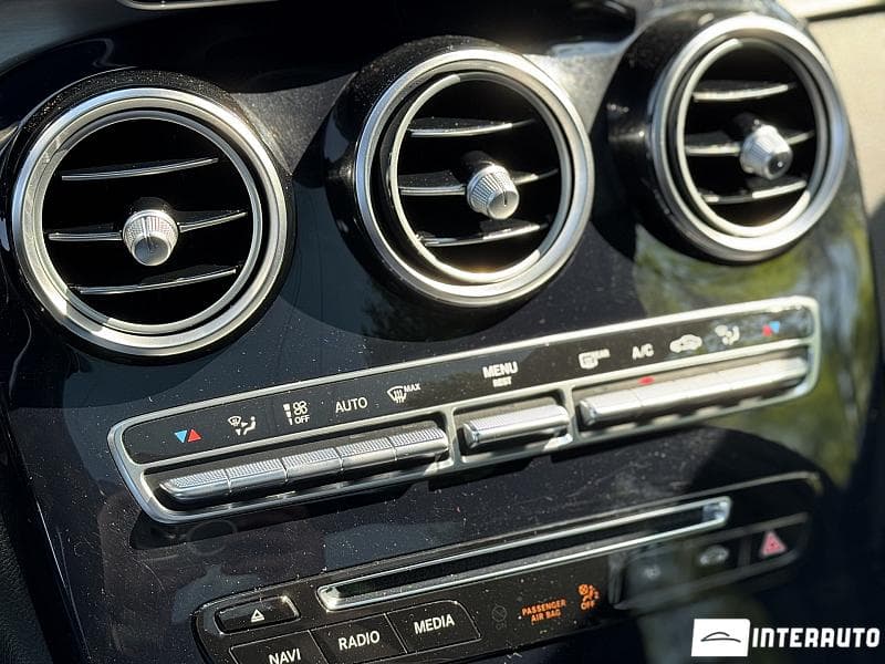 2016 Mercedes GLC 250d — Miniatură 14