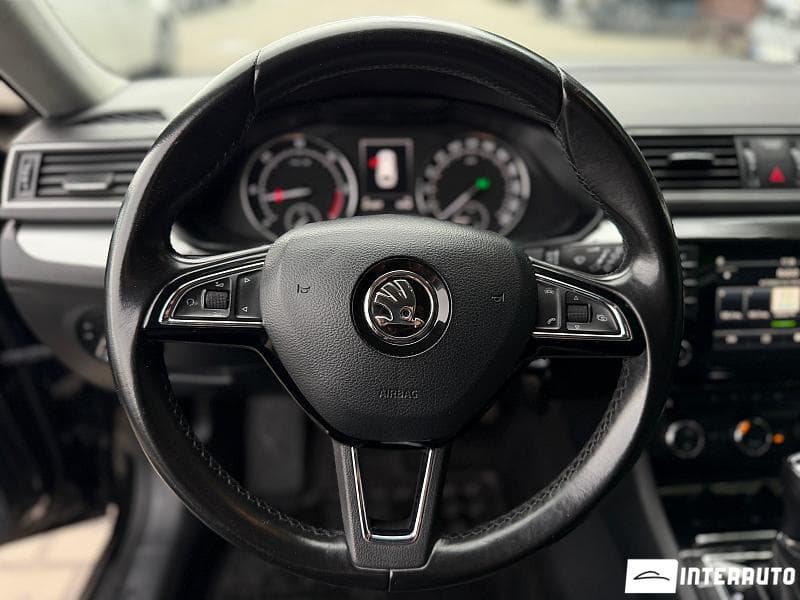 2015 Skoda Superb — Miniatură 8