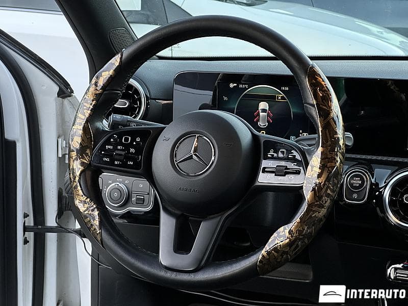 2018 Mercedes A 180 — Miniatură 7