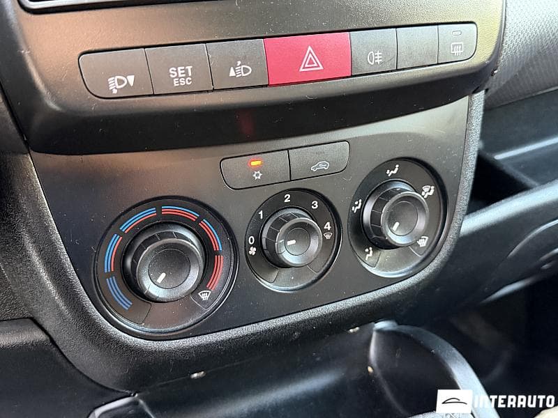 2013 Fiat Doblo — Miniatură 8