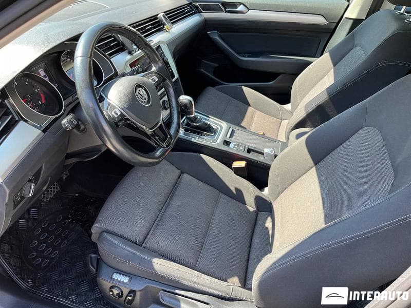 2017 Volkswagen Passat — Miniatură 6