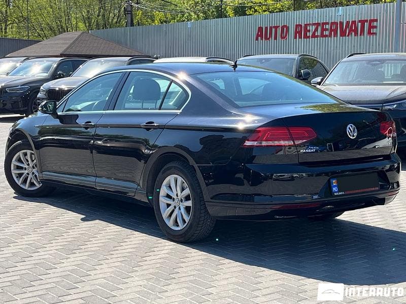 2017 Volkswagen Passat — Miniatură 4