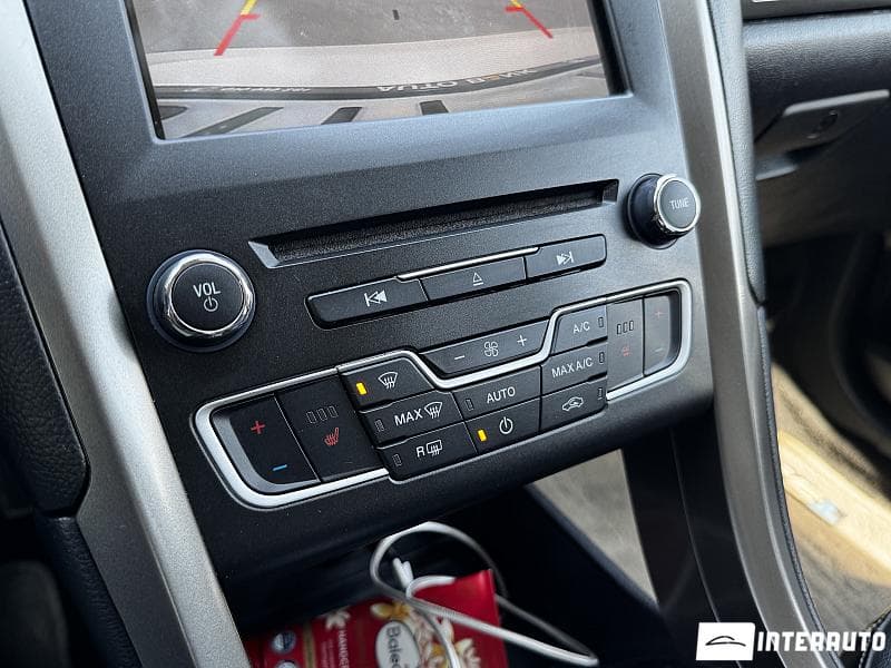 2017 Ford Fusion — Miniatură 11