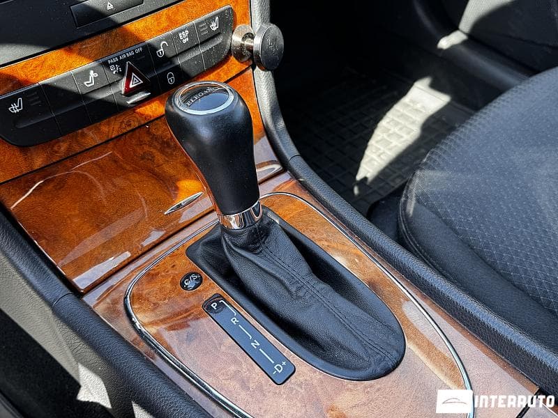 2007 Mercedes E 200 — Miniatură 13