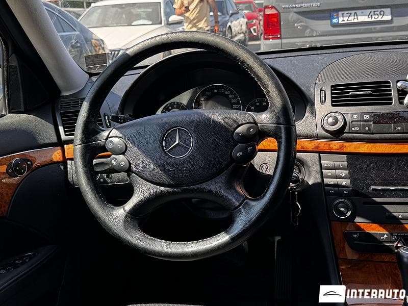2007 Mercedes E 200 — Miniatură 6