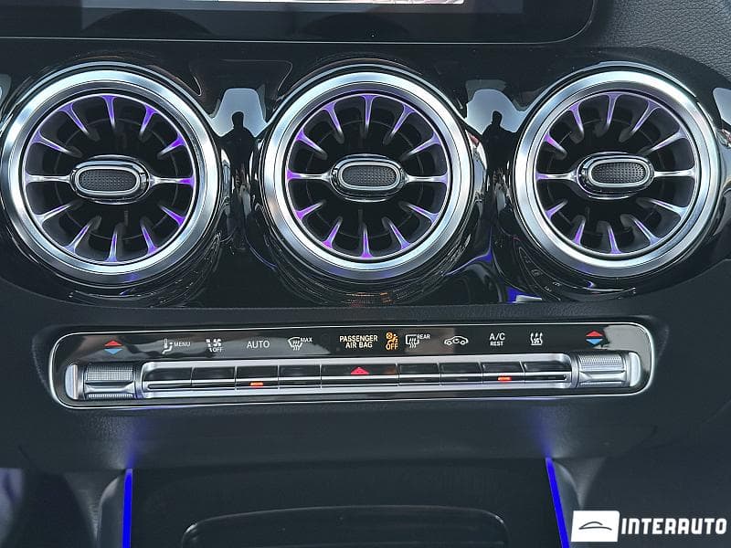 2022 Mercedes GLA 250 — Miniatură 11