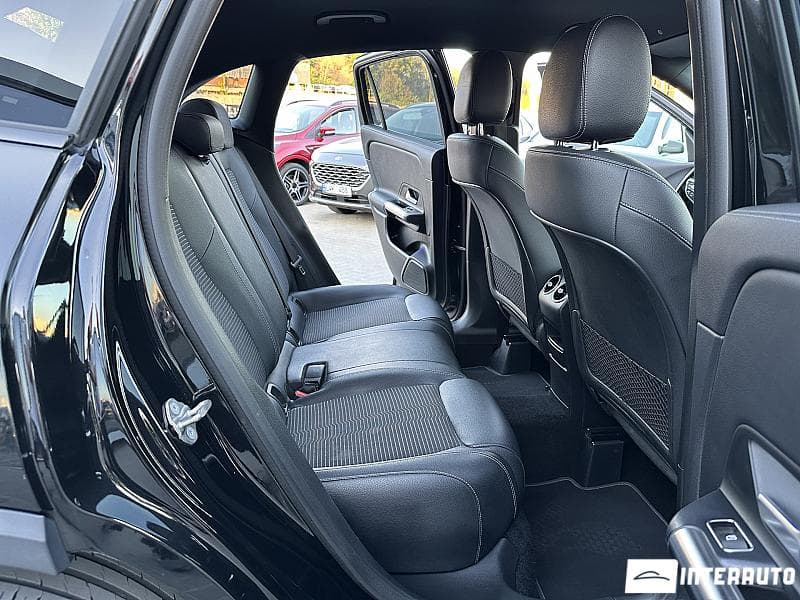 2022 Mercedes GLA 250 — Miniatură 14
