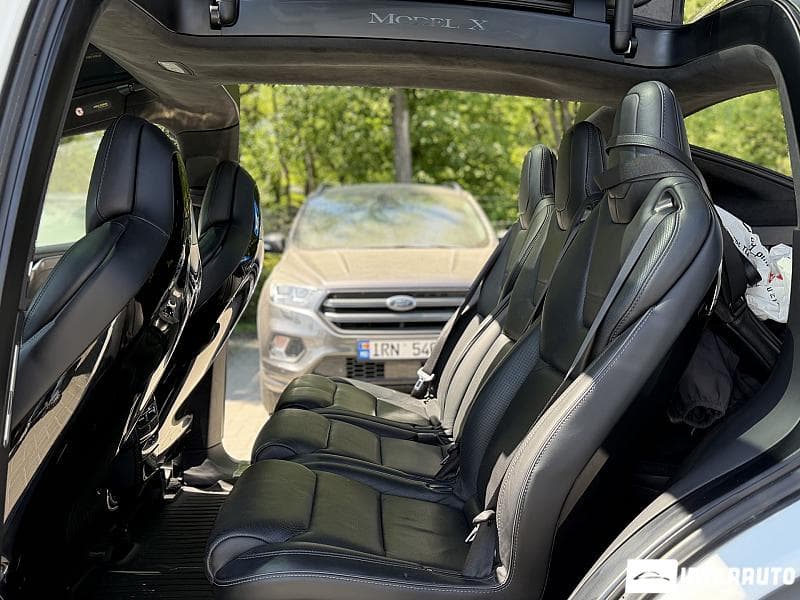 2016 Tesla Model X — Miniatură 17