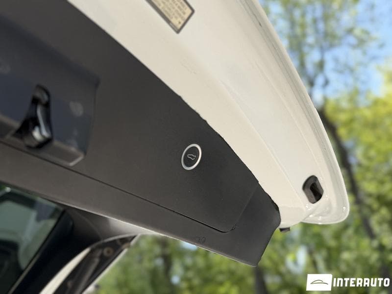 2016 Tesla Model X — Miniatură 6