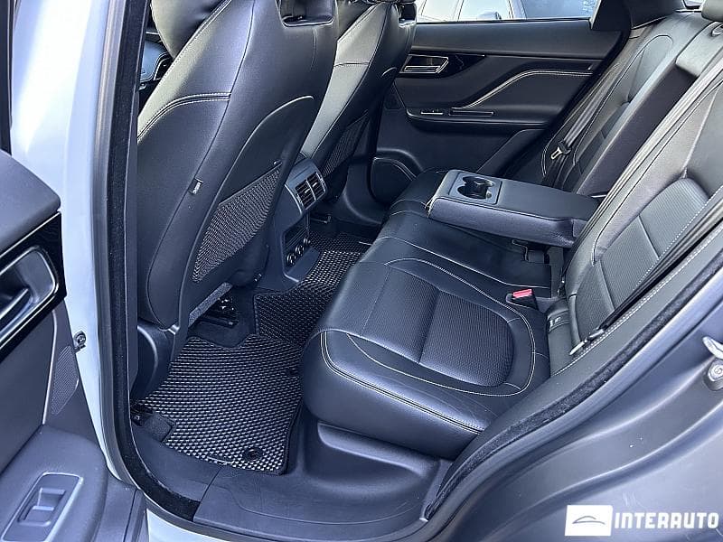 2018 Jaguar F-Pace — Miniatură 19