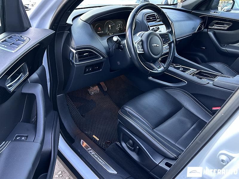 2018 Jaguar F-Pace — Miniatură 6