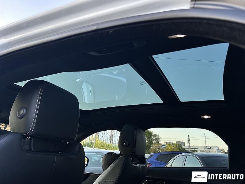 2018 Jaguar F-Pace — Miniatură 21