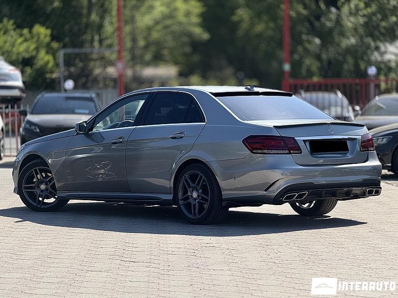 Mercedes E 220 2013 — Миниатюра 3