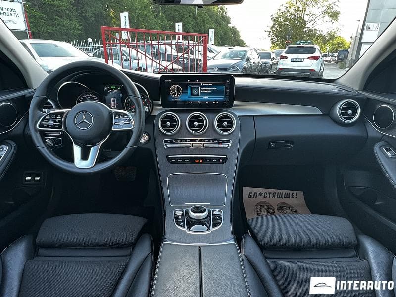 2020 Mercedes C 300e — Miniatură 10