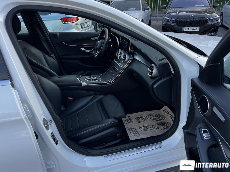 2020 Mercedes C 300e — Miniatură 7