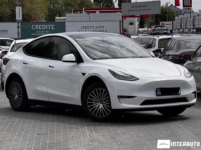 2022 Tesla Model Y — Miniatură 3