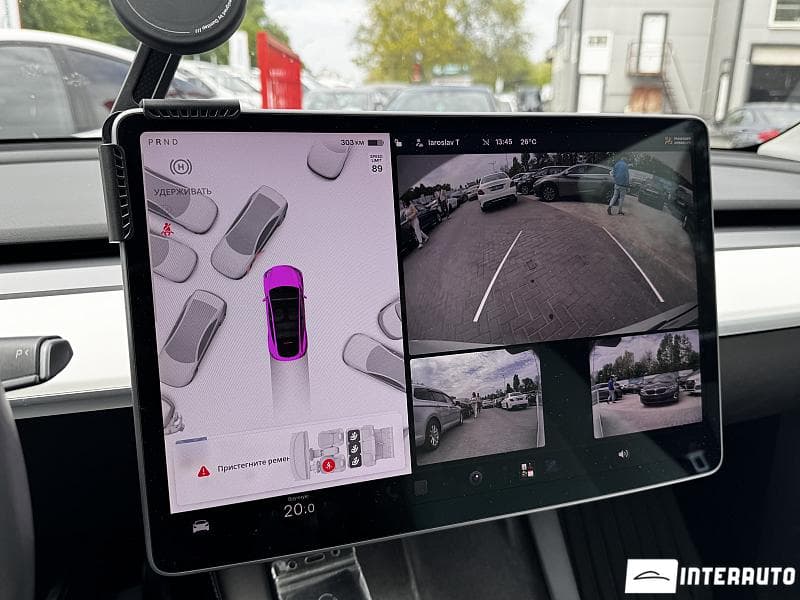 2022 Tesla Model Y — Miniatură 9