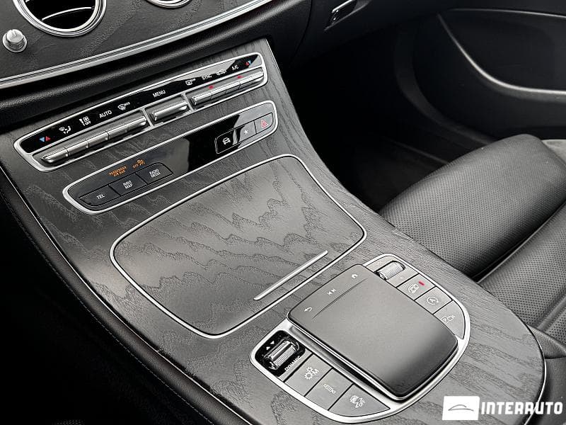2021 Mercedes E 53 AMG — Miniatură 14