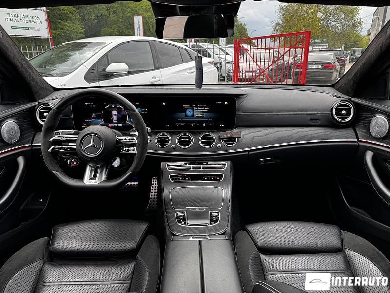 2021 Mercedes E 53 AMG — Miniatură 10