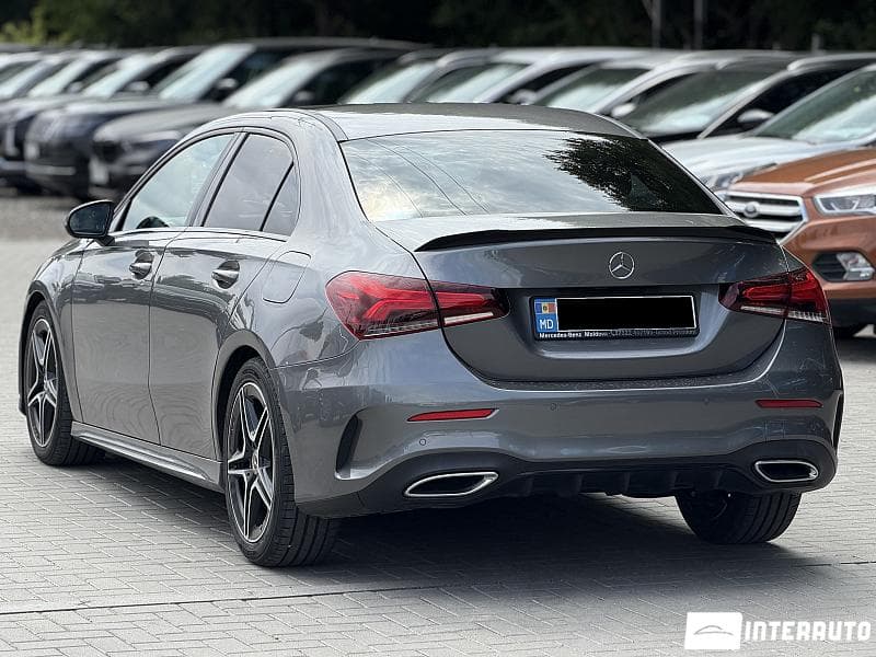 2019 Mercedes A 180 — Miniatură 4
