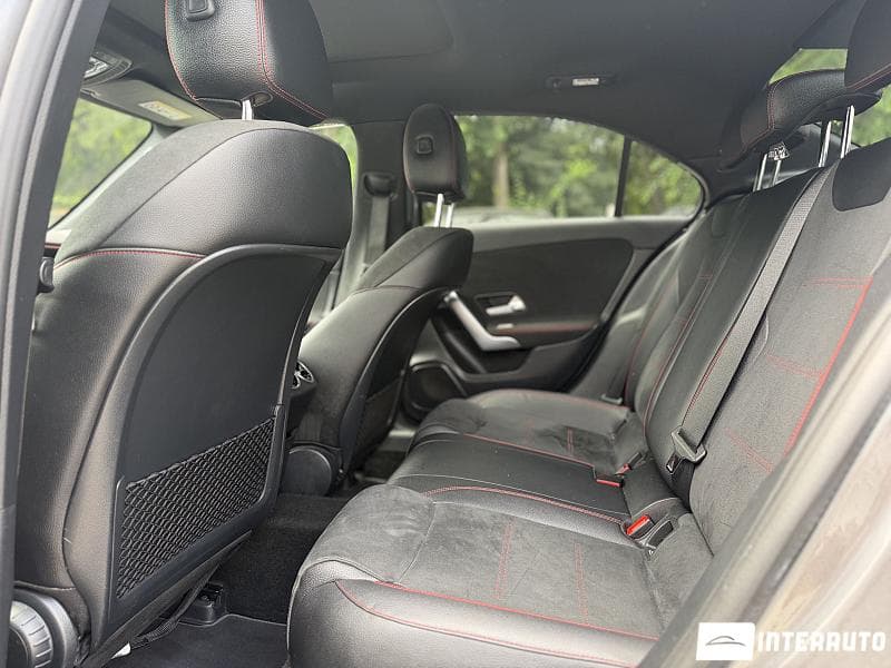 2019 Mercedes A 180 — Miniatură 14