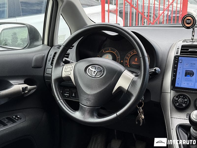Toyota Auris 2008 — Миниатюра 8
