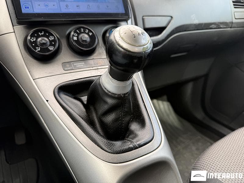 Toyota Auris 2008 — Миниатюра 11