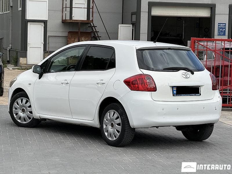 Toyota Auris 2008 — Миниатюра 3