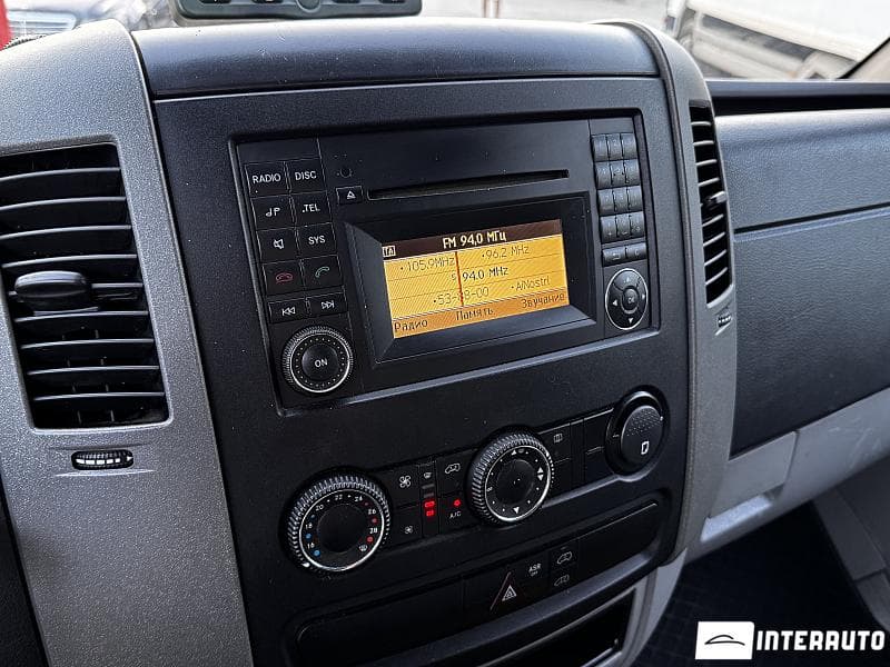 2012 Mercedes Sprinter — Miniatură 8