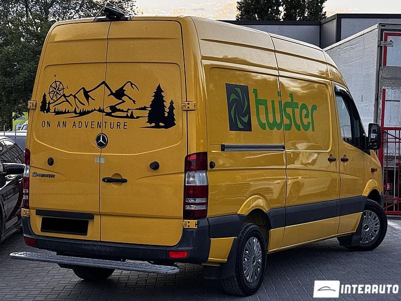2012 Mercedes Sprinter — Miniatură 3