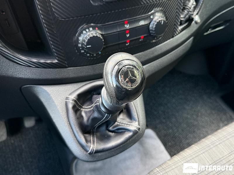 2016 Mercedes Vito — Miniatură 12