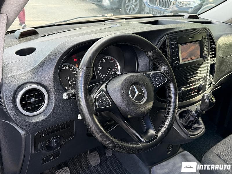 2016 Mercedes Vito — Miniatură 8