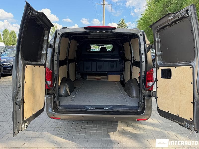 2016 Mercedes Vito — Miniatură 15