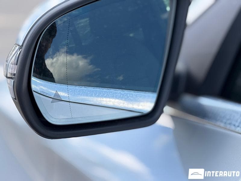 2019 Mercedes C 220 — Miniatură 6