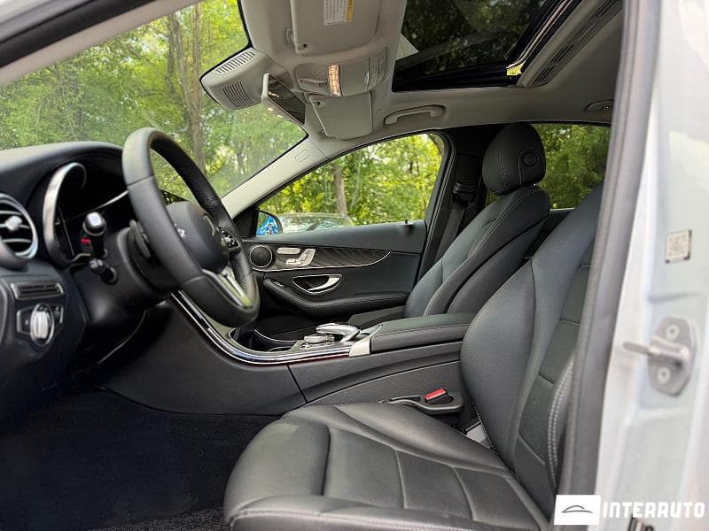 2019 Mercedes C 220 — Miniatură 9