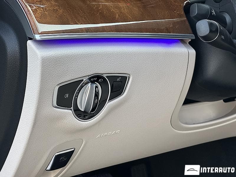 2018 Mercedes E 300 — Miniatură 21