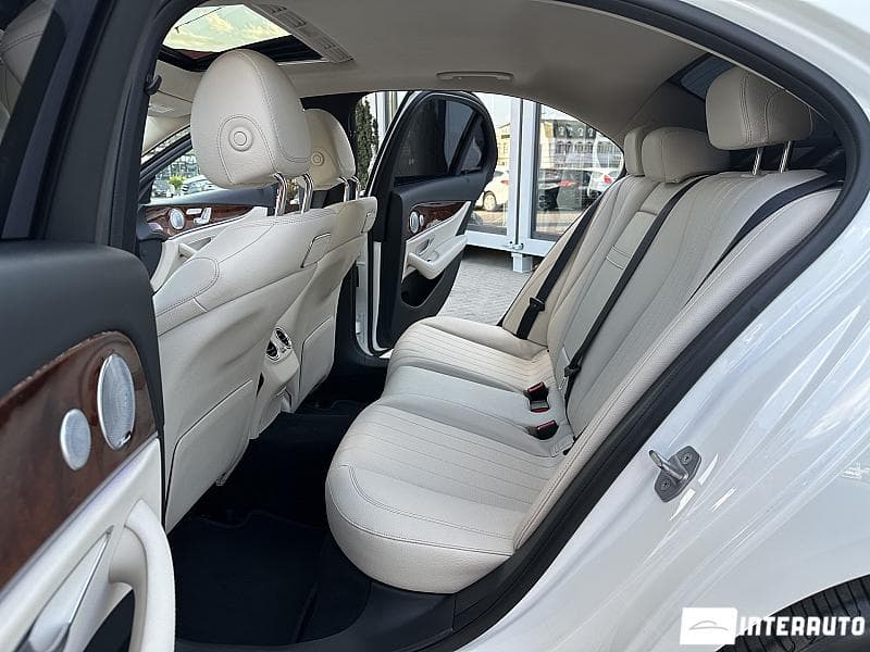 2018 Mercedes E 300 — Miniatură 12