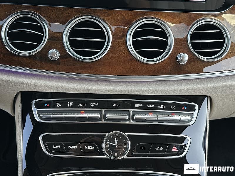 2018 Mercedes E 300 — Miniatură 10