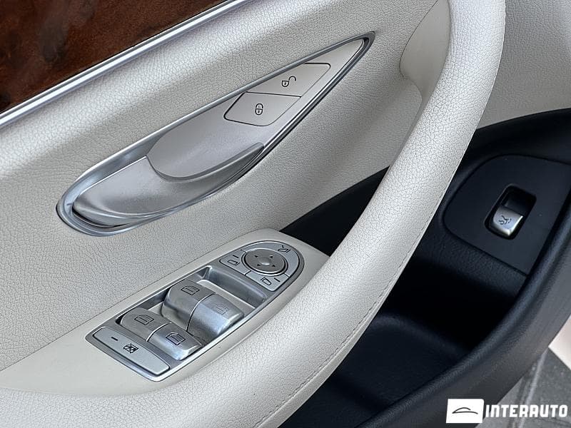 2018 Mercedes E 300 — Miniatură 20