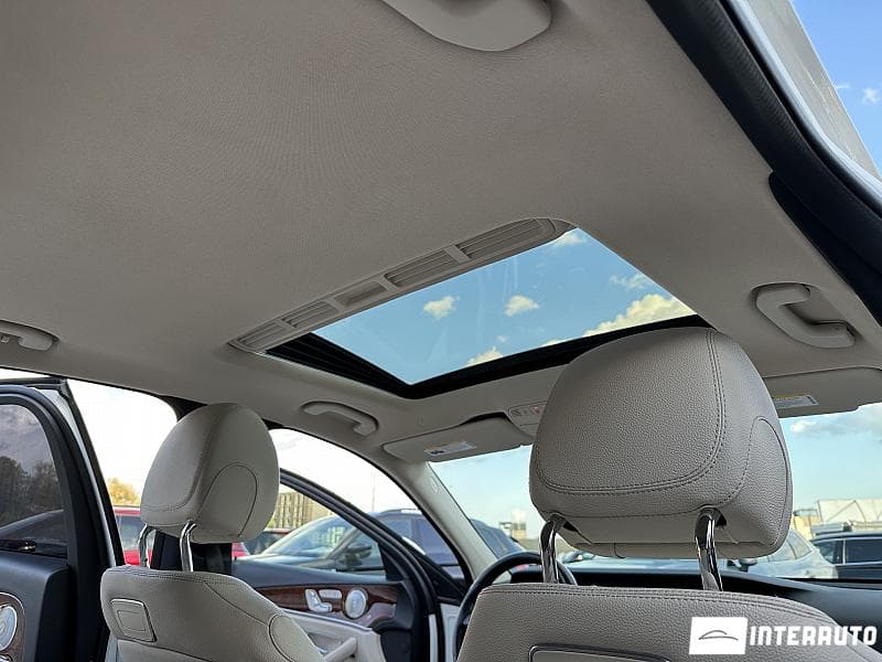 2018 Mercedes E 300 — Miniatură 13