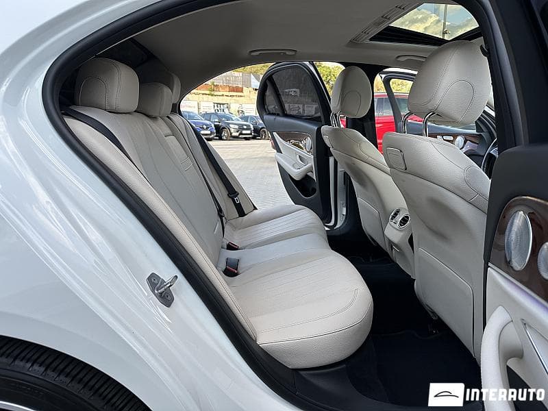 2018 Mercedes E 300 — Miniatură 14