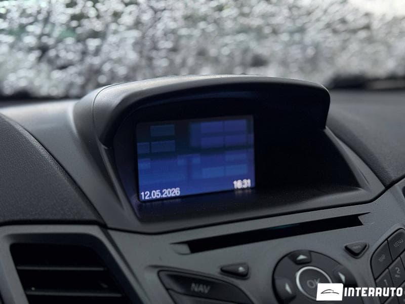 2016 Ford Fiesta — Miniatură 9