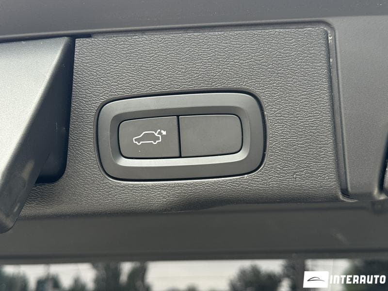 Volvo XC 60 2019 — Миниатюра 20