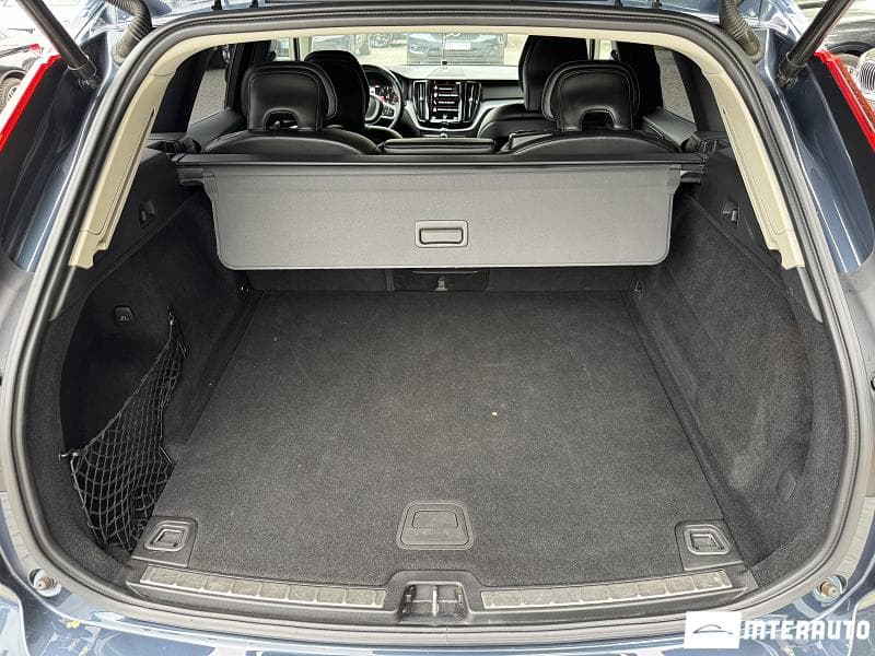 Volvo XC 60 2019 — Миниатюра 19