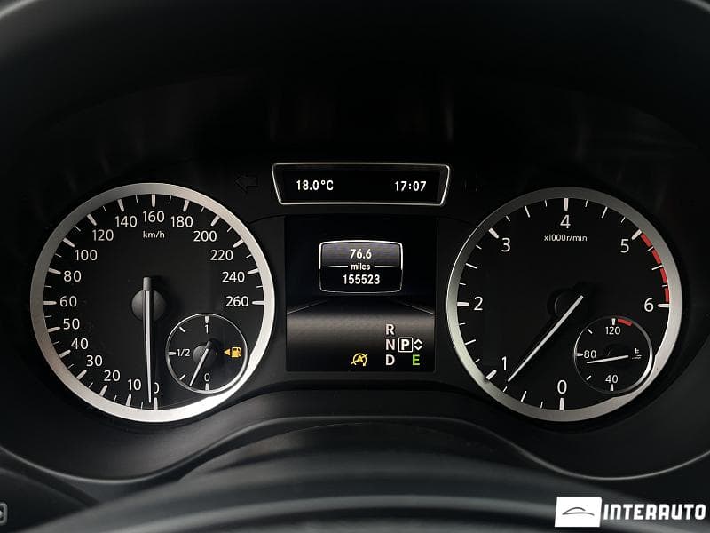 Infiniti Q30 2017 — Миниатюра 11